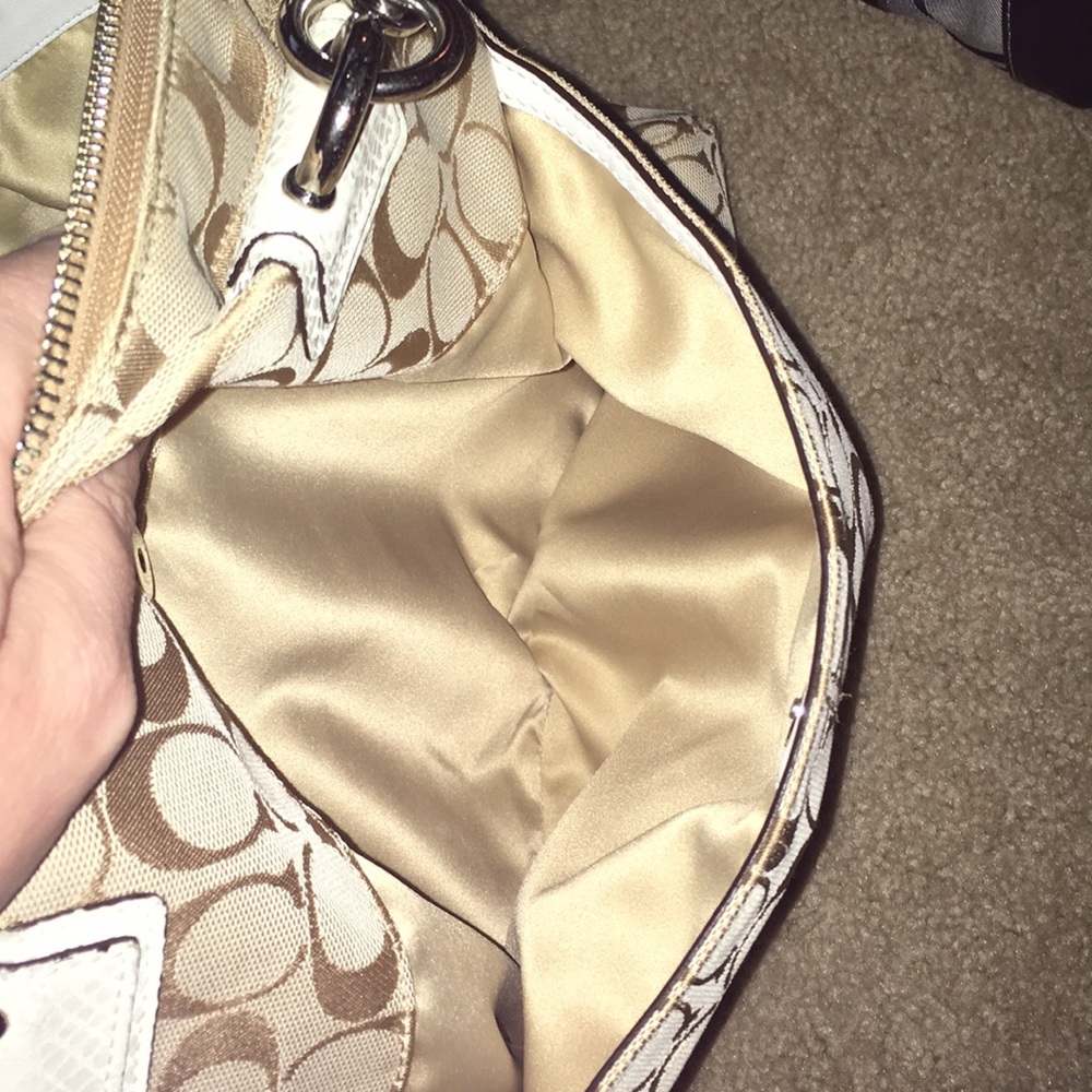 Authentic “Coach” Purse - Picture 8 of 12